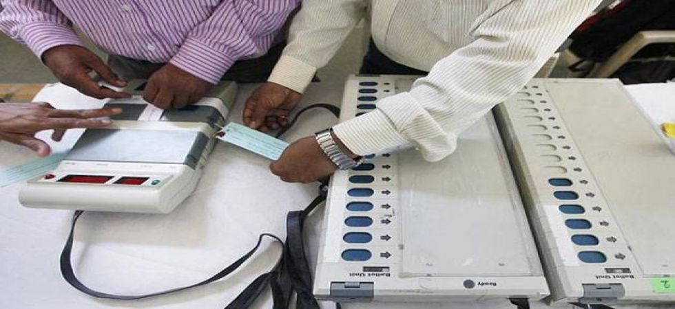 Bengal casts 33 pc votes in 4 hrs across three Lok Sabha seats