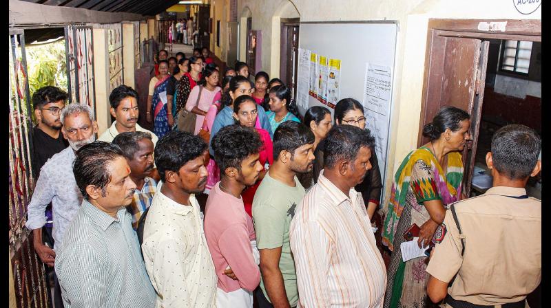 Karnataka records 50.93 pc voter turnout by 3 pm