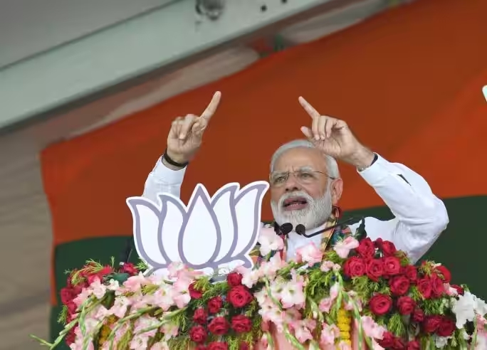 Odisha: Modi dubs BJD 'setting sun', Congress 'history'